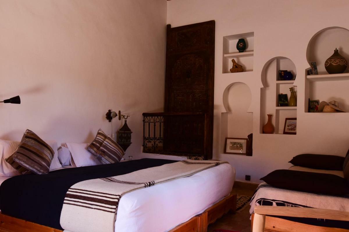 Auberge Chez Pierre Boumalne Buitenkant foto